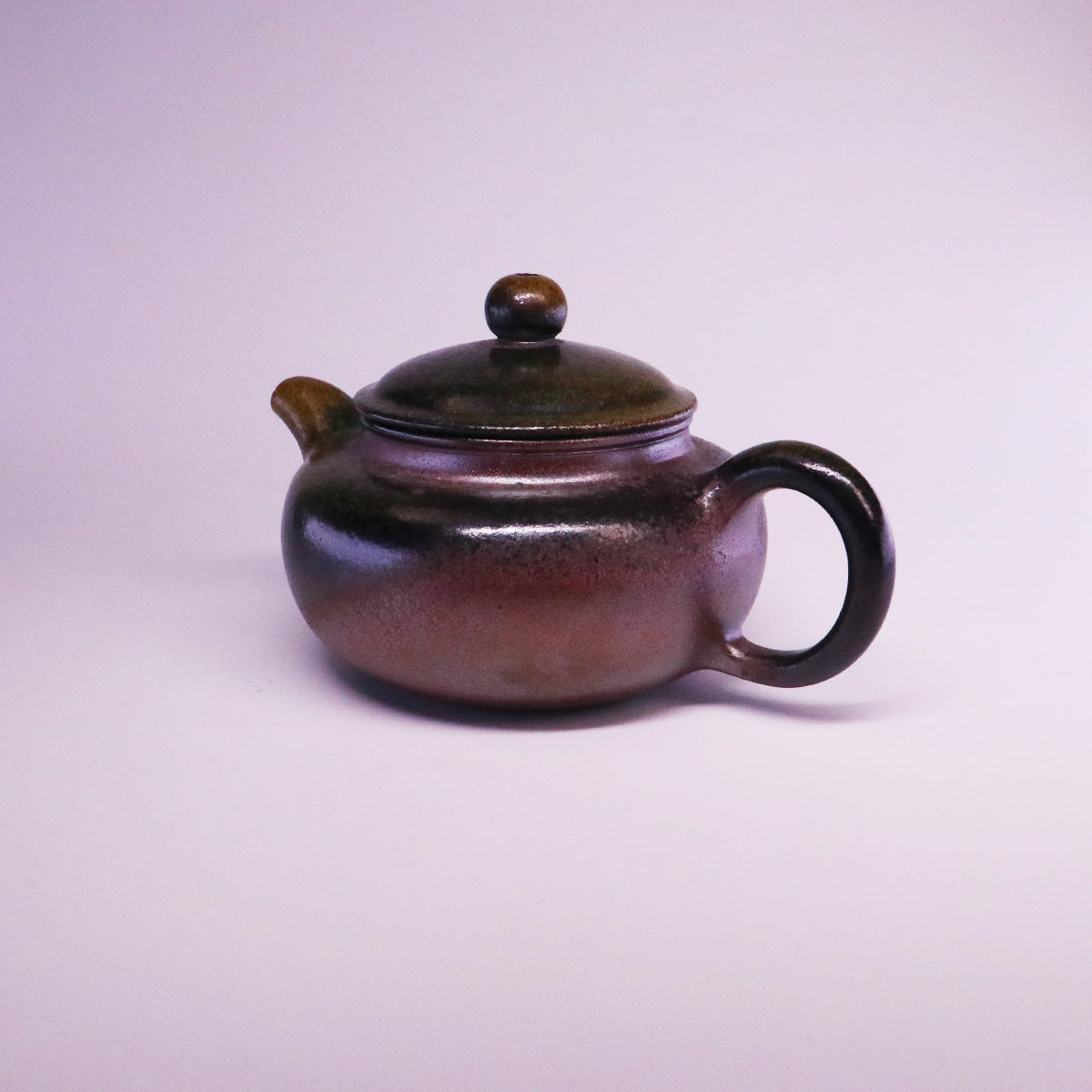 Chinese Handcrafted Fanggu Teapot pure handmade ceramic with dark glossy finish and round handle